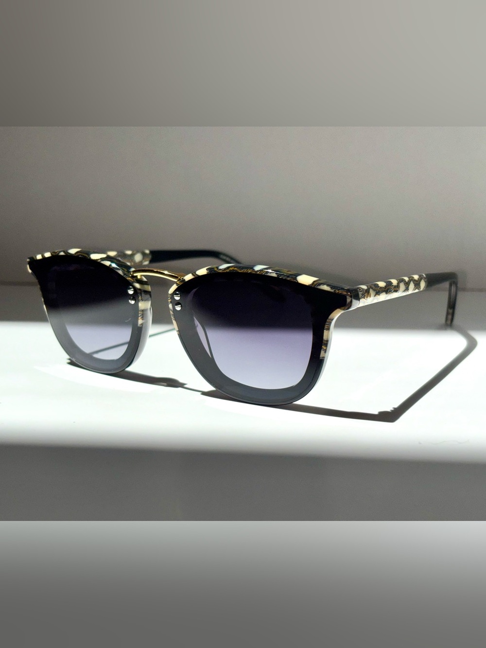 KREWE - FRANKLIN NYLON | Stella to Black Sunglasses